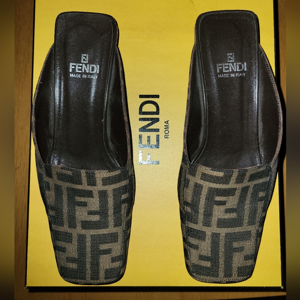 FENDI Zucca Mules w kitten heels, EU 37 - Picture 2 of 10
